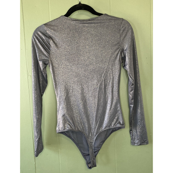 Express Bodysuit Womens Small NEW Body Contour Gray Long Sleeve Metallic Blouse - Picture 4 of 13
